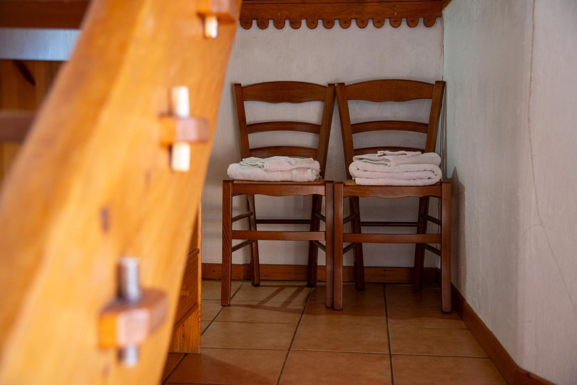 Appartement Cosy Pour 4 Personnes En Chalet De Pierres แซ็ง-มาร์แต็ง-เดอ-แบลวีย์ ภายนอก รูปภาพ